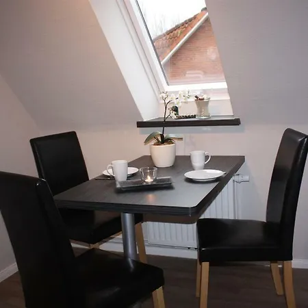 Gestrandet - Pauls Apartament *